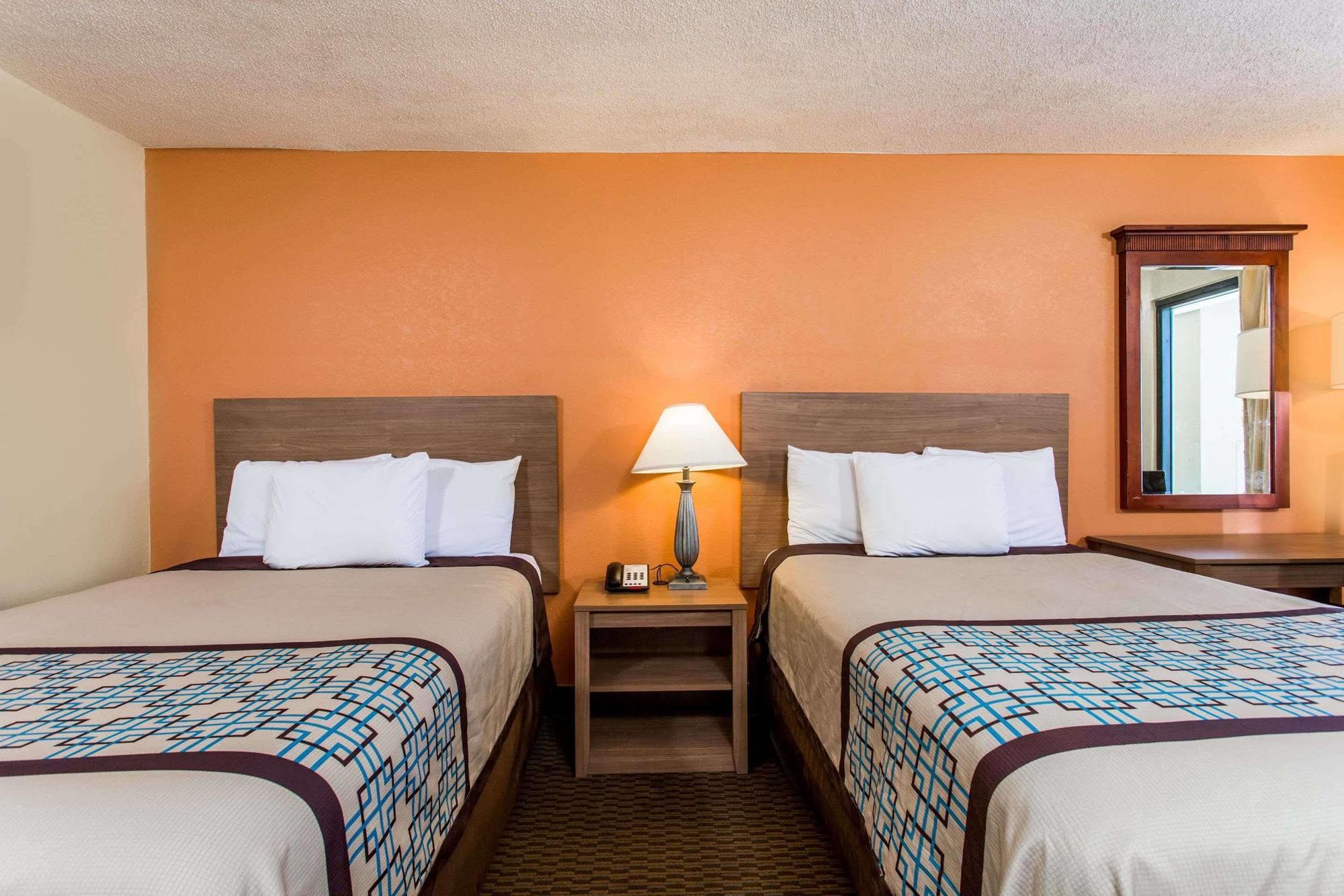 Delta Hotels By Marriott Norfolk Airport Bagian luar foto