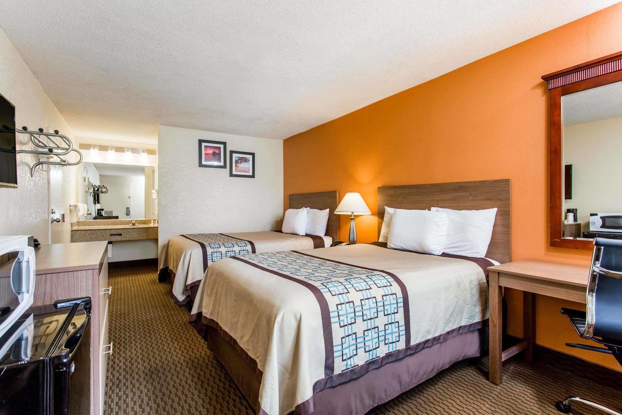Delta Hotels By Marriott Norfolk Airport Bagian luar foto