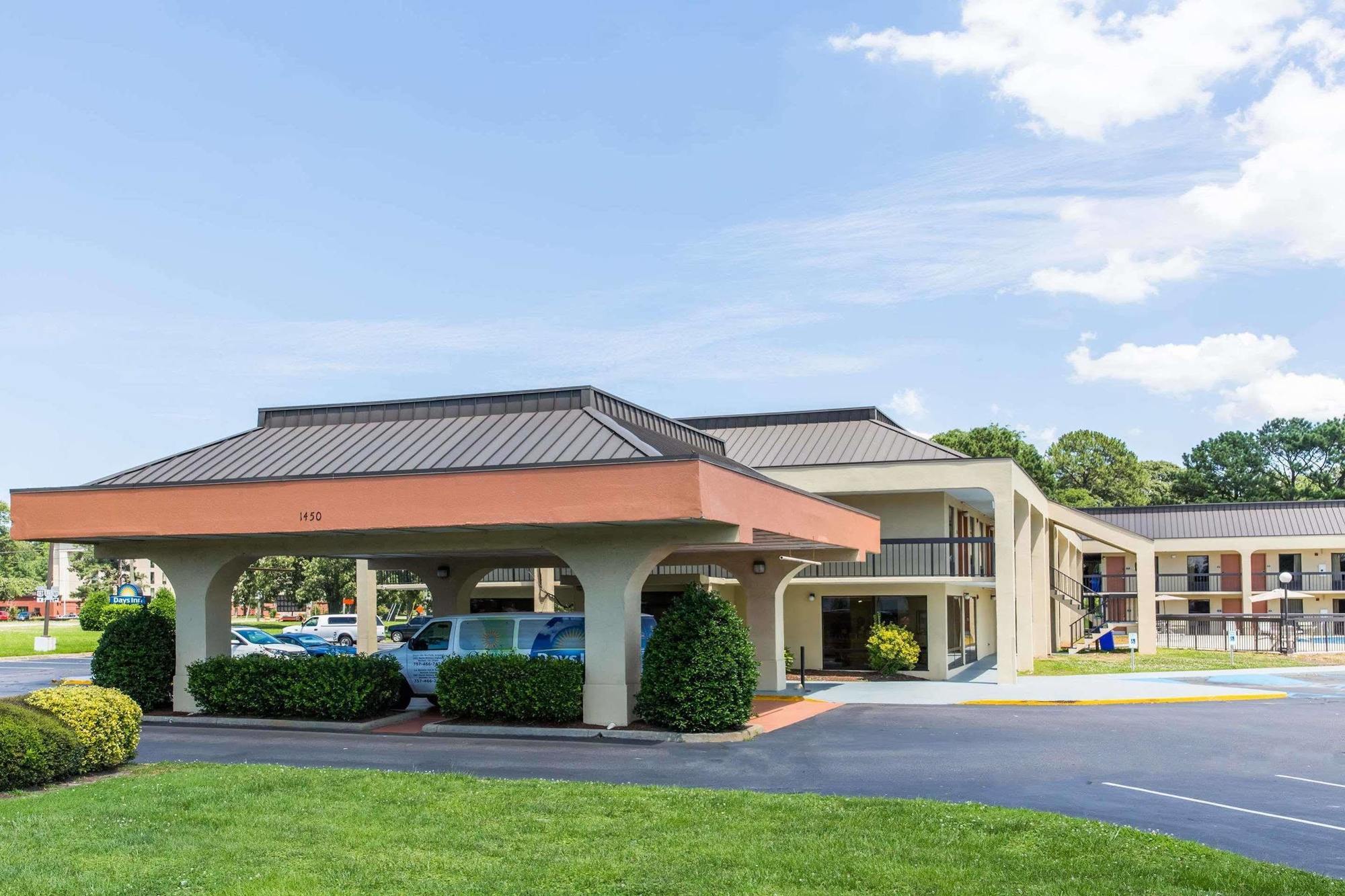 Delta Hotels By Marriott Norfolk Airport Bagian luar foto